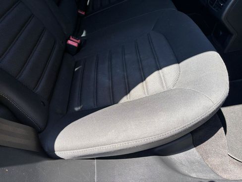Used 2019 Ford Fusion SE FWD image 49