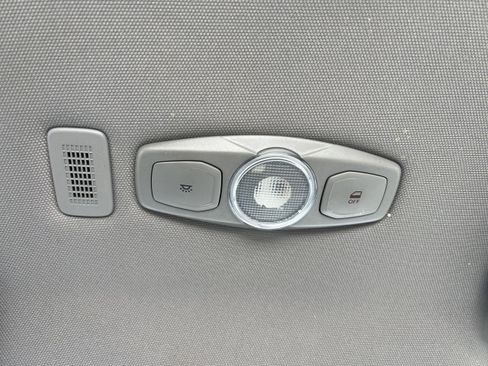 Used 2018 Ford F150 XL w/ Equipment Group 101A Mid RWD image 15