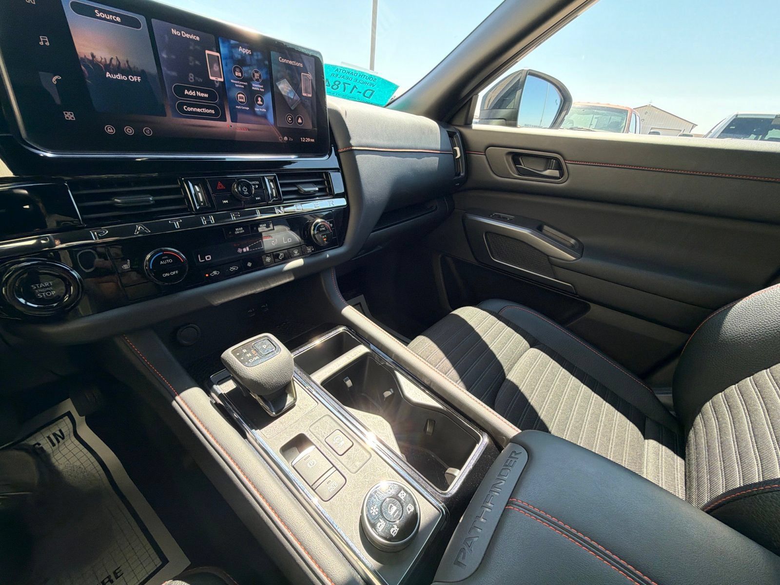 Used 2026 Nissan Pathfinder Rock Creek AWD/4WD image 32