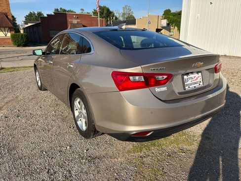 Used 2024 Chevrolet Malibu LT FWD image 5