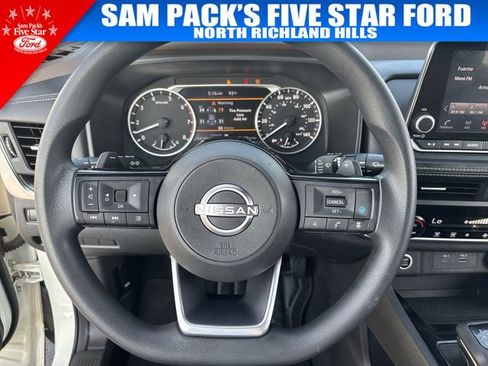 Used 2023 Nissan Rogue SV FWD image 22