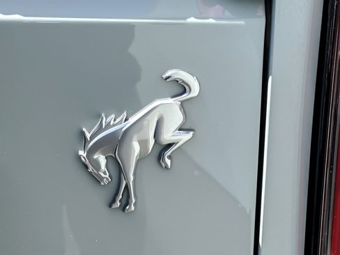 Used 2021 Ford Bronco Badlands image 27