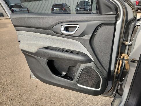 Used 2022 Jeep Compass Latitude w/ Convenience Group image 13