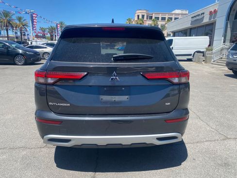 Used 2024 Mitsubishi Outlander SE FWD image 7