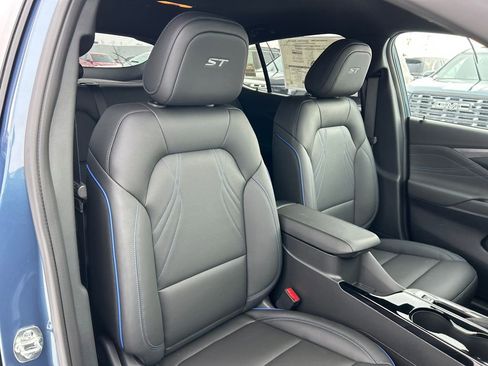 New 2026 Buick Envista Sport Touring image 34