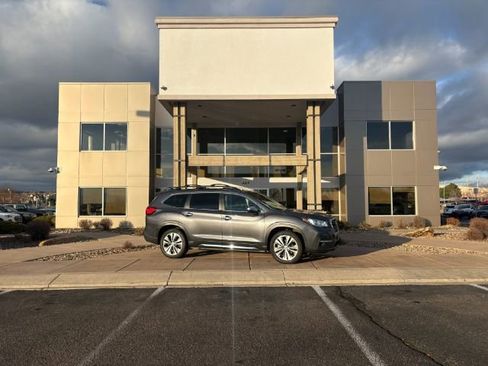 Used 2019 Subaru Ascent Touring w/ Popular Package #3 AWD/4WD image 1