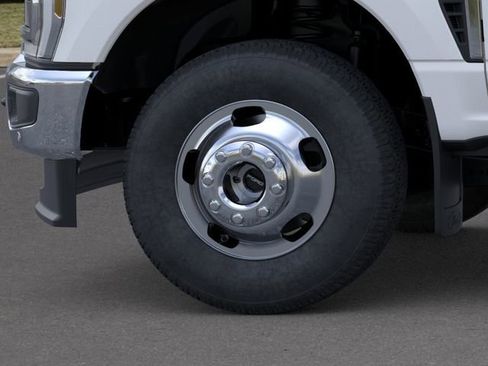 New 2026 Ford F350 Lariat AWD/4WD image 19
