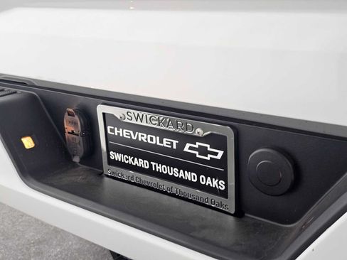 Used 2025 GMC Sierra 1500 Elevation w/ Preferred Package AWD/4WD image 13