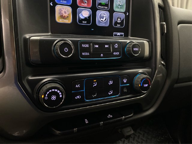 Used 2018 Chevrolet Silverado 1500 LT AWD/4WD image 31