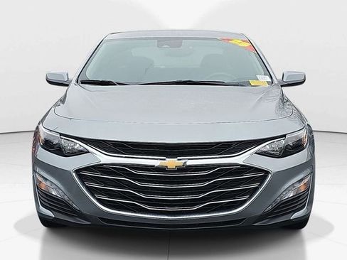 Used 2025 Chevrolet Malibu LT image 9