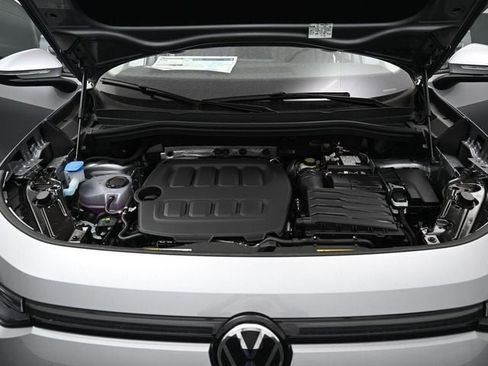 New 2026 Volkswagen Tiguan SE image 14