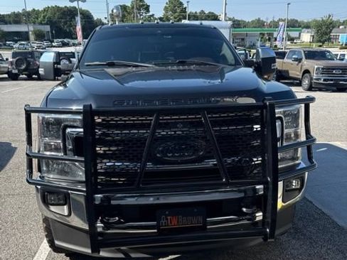 Used 2022 Ford F250 King Ranch w/ Chrome Package AWD/4WD image 2