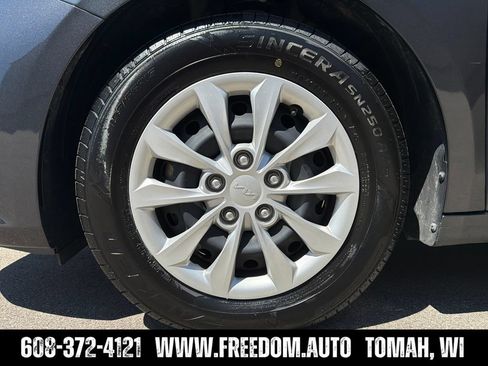 Used 2024 Kia Forte LX FWD image 25