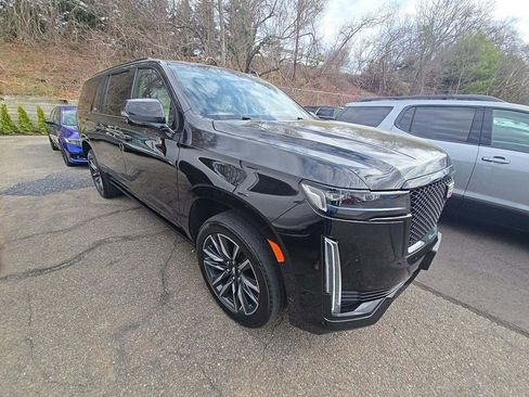 Used 2021 Cadillac Escalade ESV Sport Platinum image 3