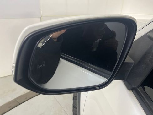 Used 2021 Toyota Tacoma TRD Off-Road image 38