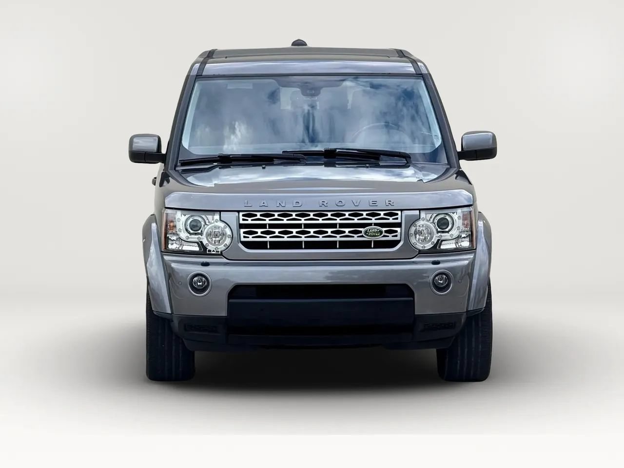 Used 2010 Land Rover LR4 HSE LUX AWD/4WD image 3