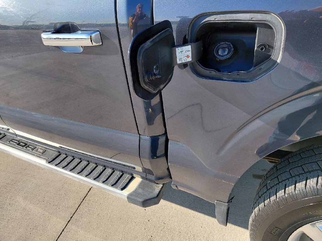 Used 2022 Ford F150 Lariat w/ Equipment Group 502A High AWD/4WD image 24