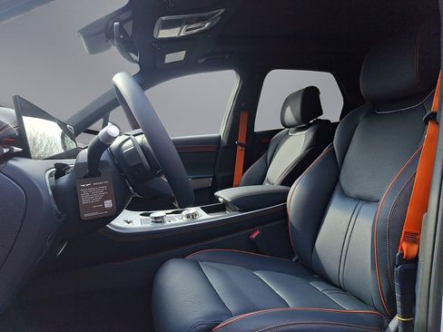 New 2026 Genesis GV70 2.5T Sport Prestige AWD/4WD image 14