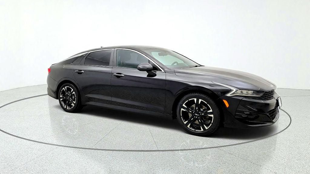 Used 2022 Kia K5 GT-Line AWD/4WD image 3