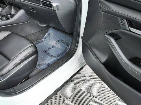 Used 2025 MAZDA MAZDA3 s Sport FWD image 22