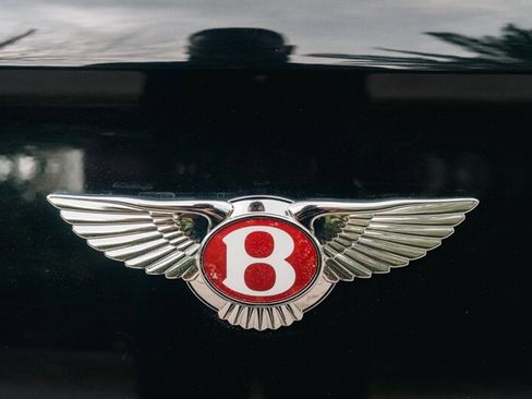 Used 2017 Bentley Continental GT image 5