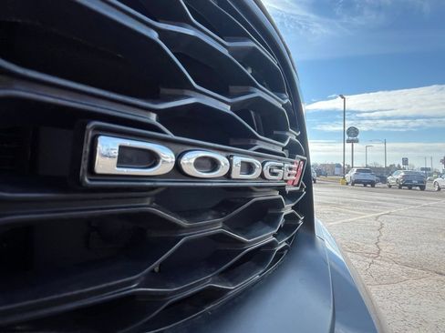 Used 2022 Dodge Durango R/T w/ Blacktop Package AWD/4WD image 9