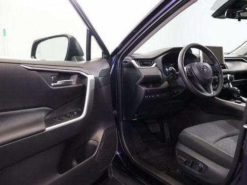Certified 2025 Toyota RAV4 XLE w/ Convenience Package AWD/4WD image 10