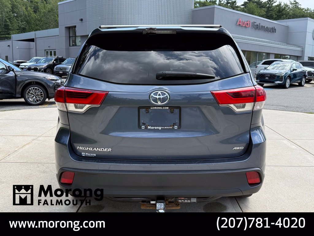 Used 2018 Toyota Highlander LE AWD/4WD image 13