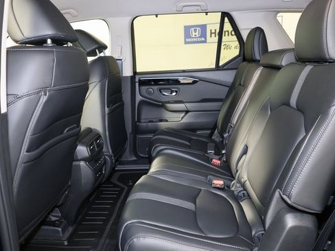New 2025 Honda Pilot EX-L image 22
