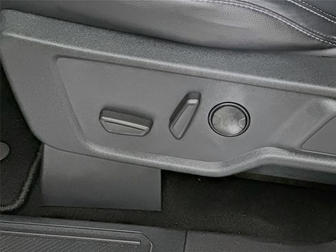 Used 2025 Ford Bronco Outer Banks image 22