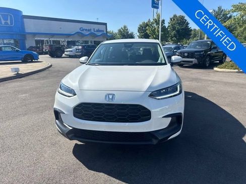 Used 2025 Honda HR-V LX image 2