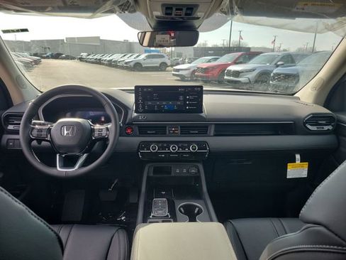 New 2026 Honda Pilot Touring image 20