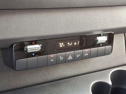Used 2026 Mercedes-Benz Sprinter 2500 image 18