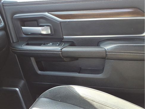 Used 2024 RAM 2500 Laramie AWD/4WD image 22