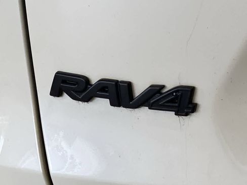 Used 2021 Toyota RAV4 Limited AWD/4WD image 11