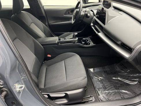Used 2023 Toyota Prius LE FWD image 16