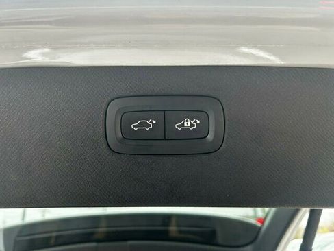 Used 2023 Volvo XC90 B6 Ultimate image 16