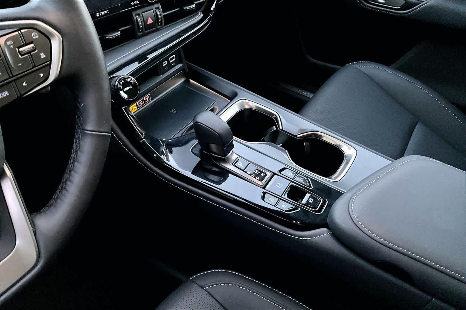 Certified 2026 Lexus NX 350 AWD w/ Accessory Package (2T) image 18