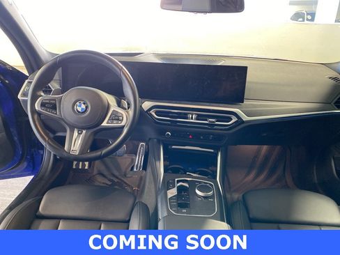 Used 2023 BMW 330i xDrive Sedan w/ M Sport Package image 9