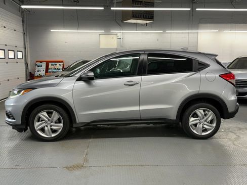 Used 2019 Honda HR-V EX image 12