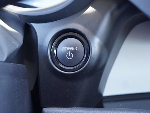 Certified 2026 Toyota Sienna XLE FWD image 23