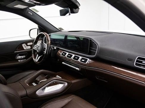 Used 2022 Mercedes-Benz GLS 450 4MATIC image 15