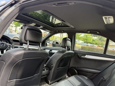 Used 2013 Mercedes-Benz C 300 4MATIC Sedan image 17