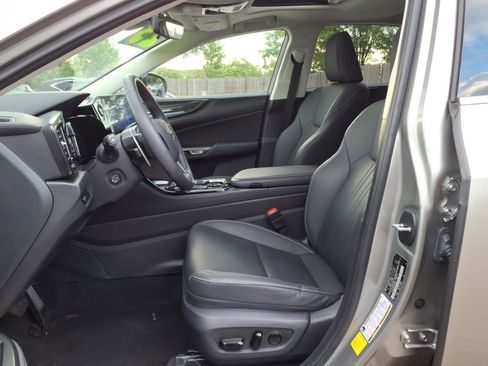 Used 2023 Lexus NX 350 AWD image 16