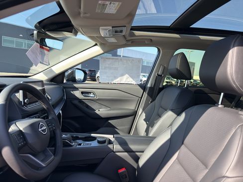 New 2026 Nissan Rogue SV AWD/4WD image 26