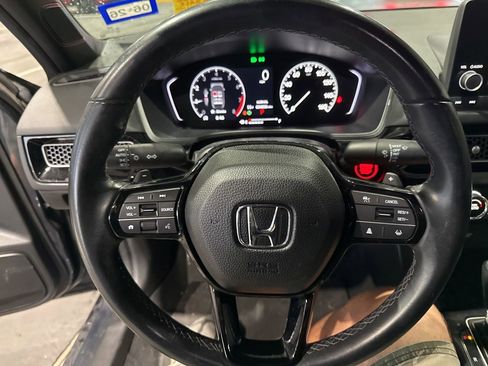 Used 2023 Honda Civic Sport image 19