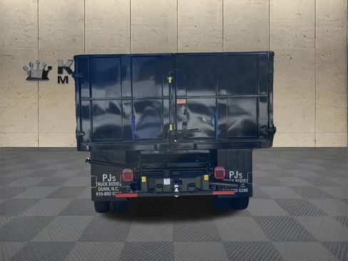 New 2025 Ford F550 4x4 Crew Cab image 7