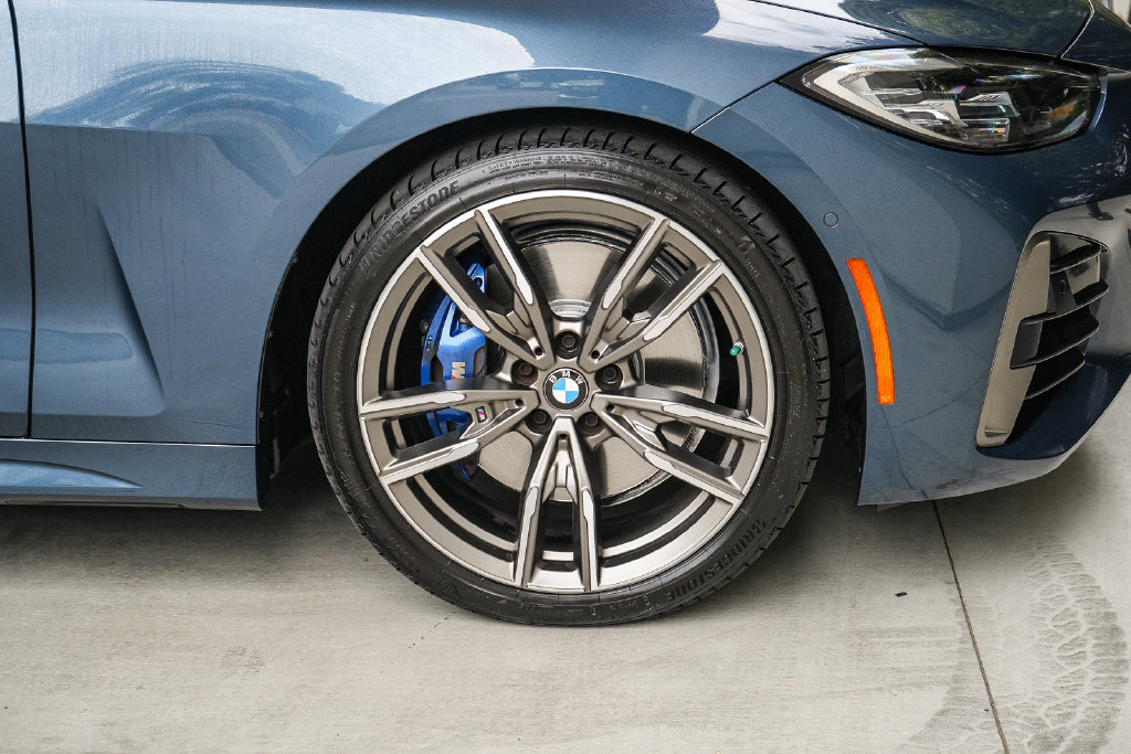 Used 2023 BMW M440i Coupe w/ Premium Package RWD image 10
