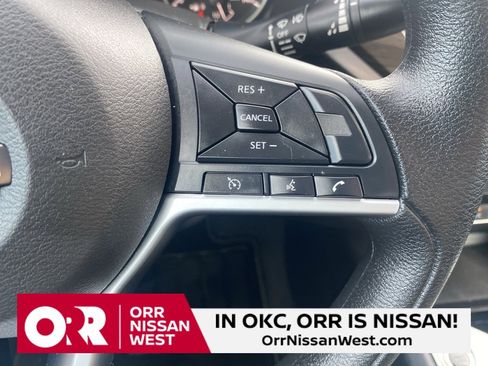 Used 2024 Nissan Altima 2.5 SV image 25