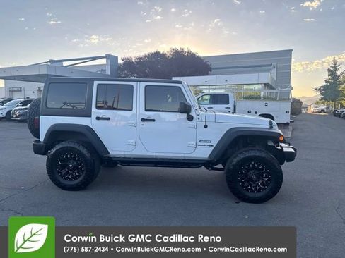 Used 2018 Jeep Wrangler Unlimited Sport S AWD/4WD image 9